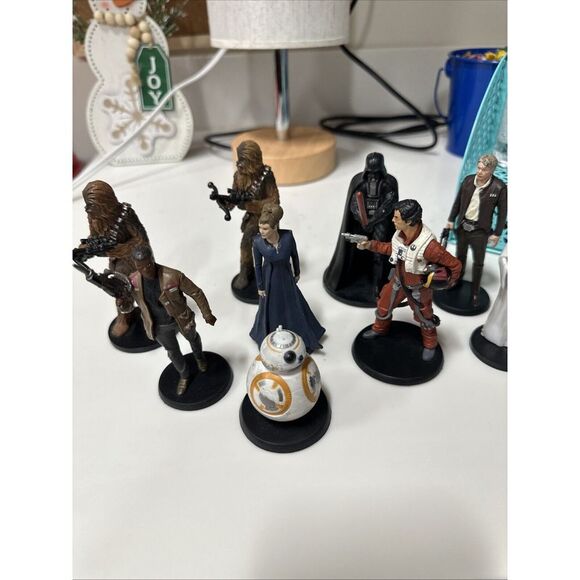 Star Wars Action Figures on stand Disney‎ Store Lot of 9 - Picture 1 of 5